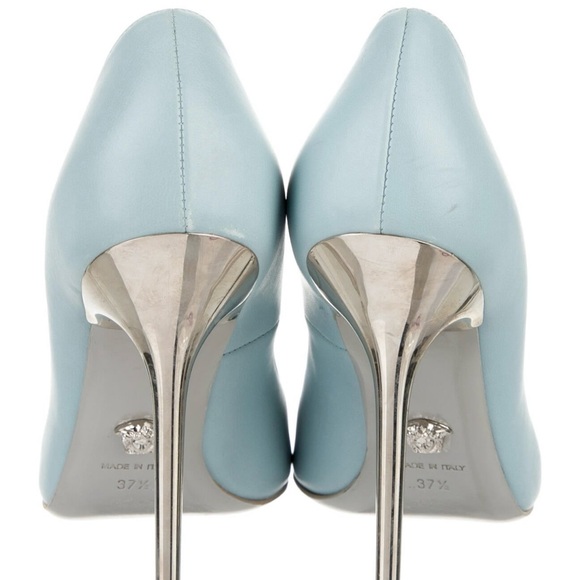 Beautiful shoes - Picture 4 of 4